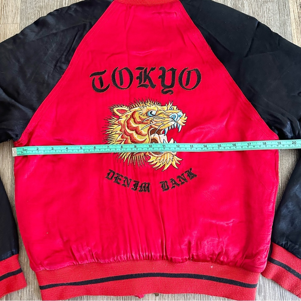 TOKYO DENIM BANK Satin Tiger Bomber Jacket Size Small - Picture 8 of 11